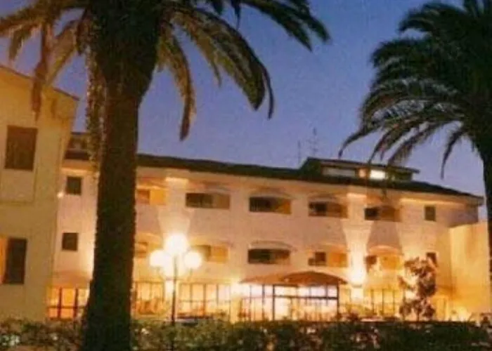 Summit Roma Hotel