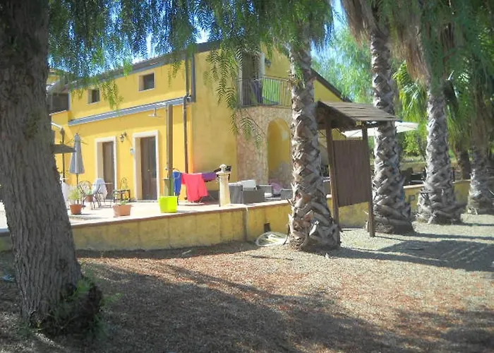 Hotel vicino al College: Oasi Del Fiumefreddo